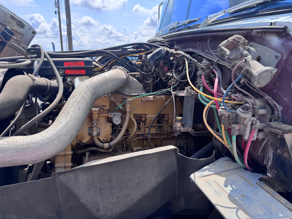 Photo 18 of this FORD L-SERIES