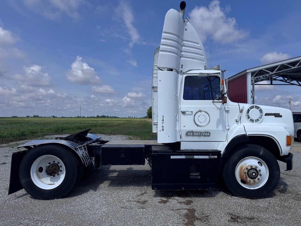 Photo 7 of this FORD L-SERIES