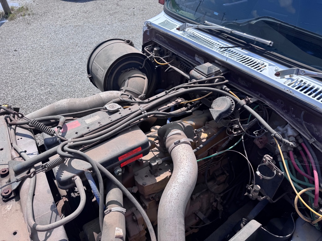 Photo 20 of this FORD L-SERIES