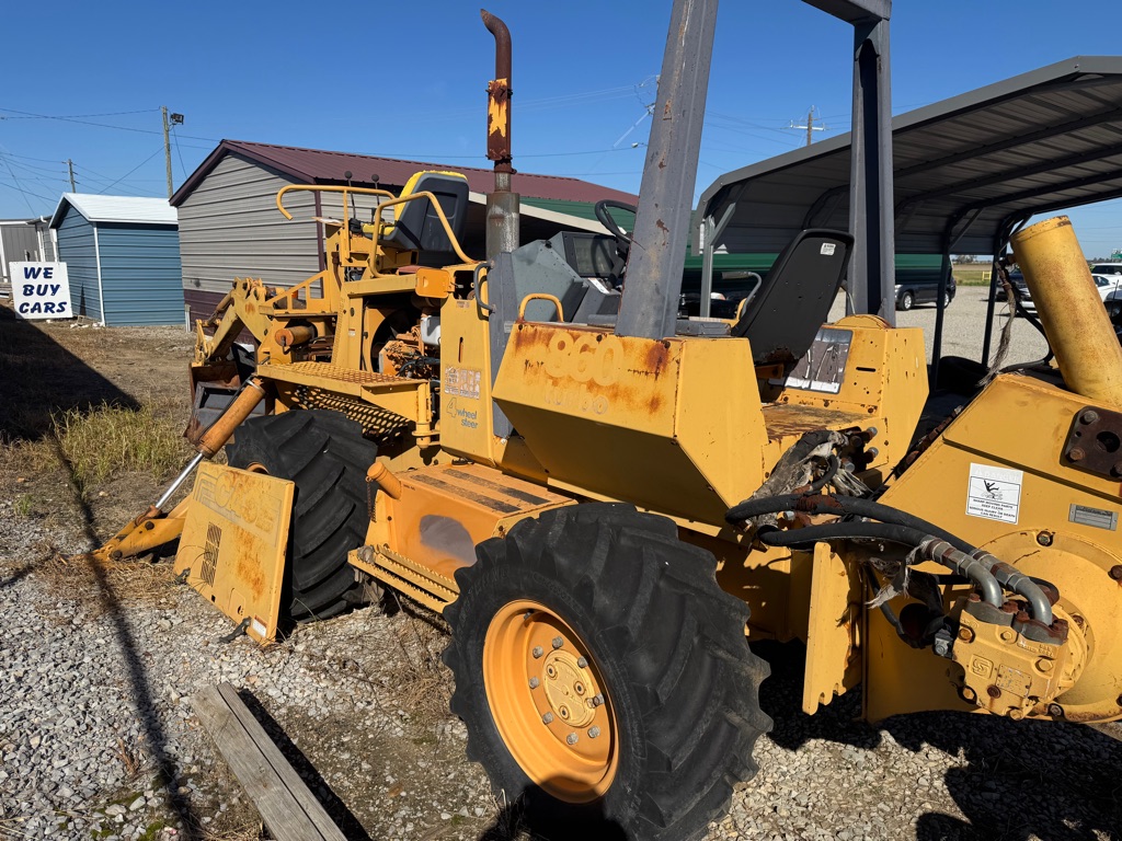 Photo 7 of this CASE 860 T TRENCHER