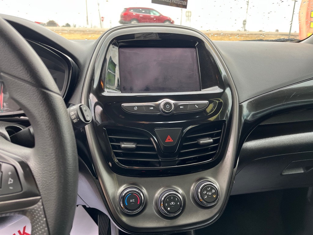 Photo 10 of this CHEVROLET SPARK