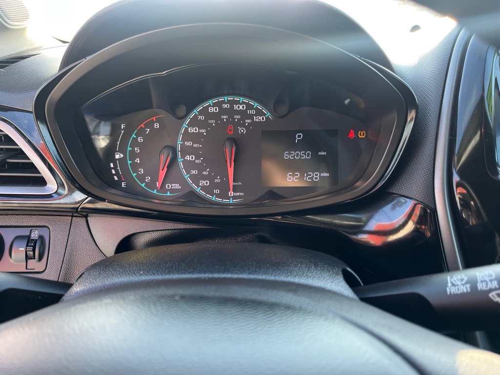 Photo 12 of this CHEVROLET SPARK