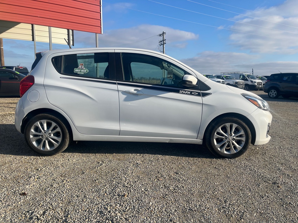Photo 2 of this CHEVROLET SPARK