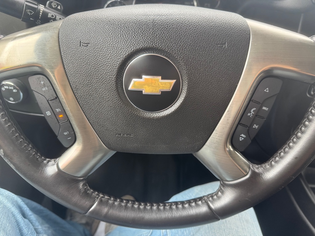 Photo 14 of this CHEVROLET EXPRESS G2500