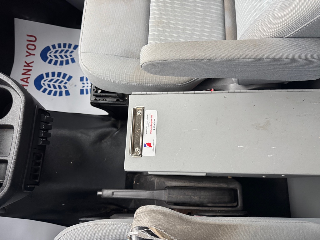 Photo 15 of this FORD TRANSIT