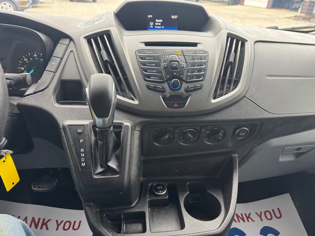 Photo 14 of this FORD TRANSIT