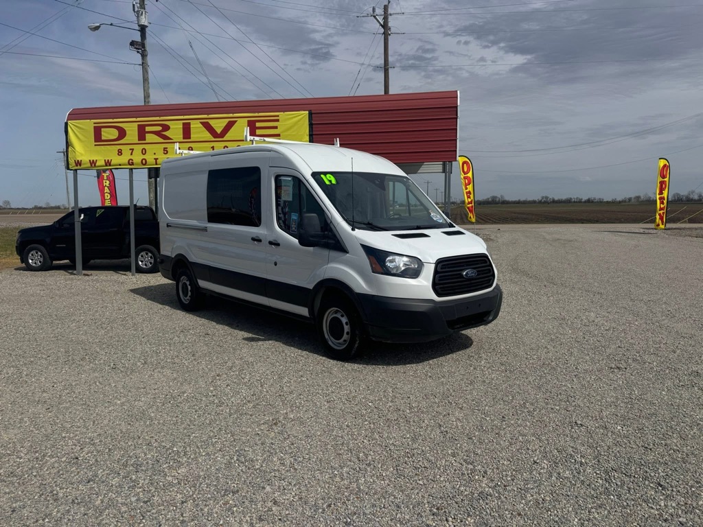 Photo 3 of this FORD TRANSIT