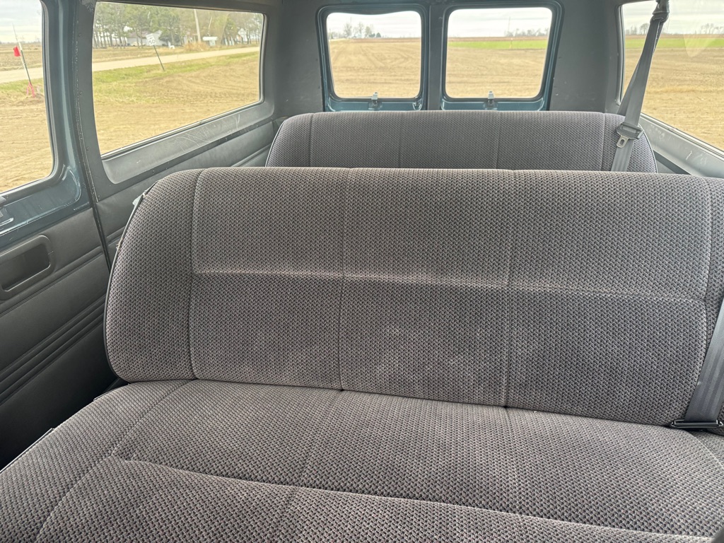 Photo 14 of this DODGE RAM WAGON