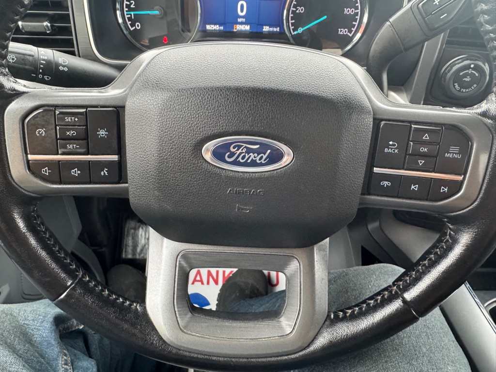 Photo 15 of this FORD F150 XLT