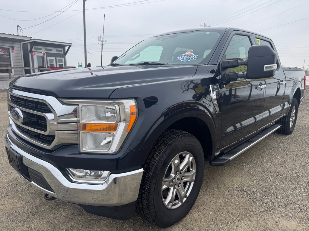 Photo 3 of this FORD F150 XLT