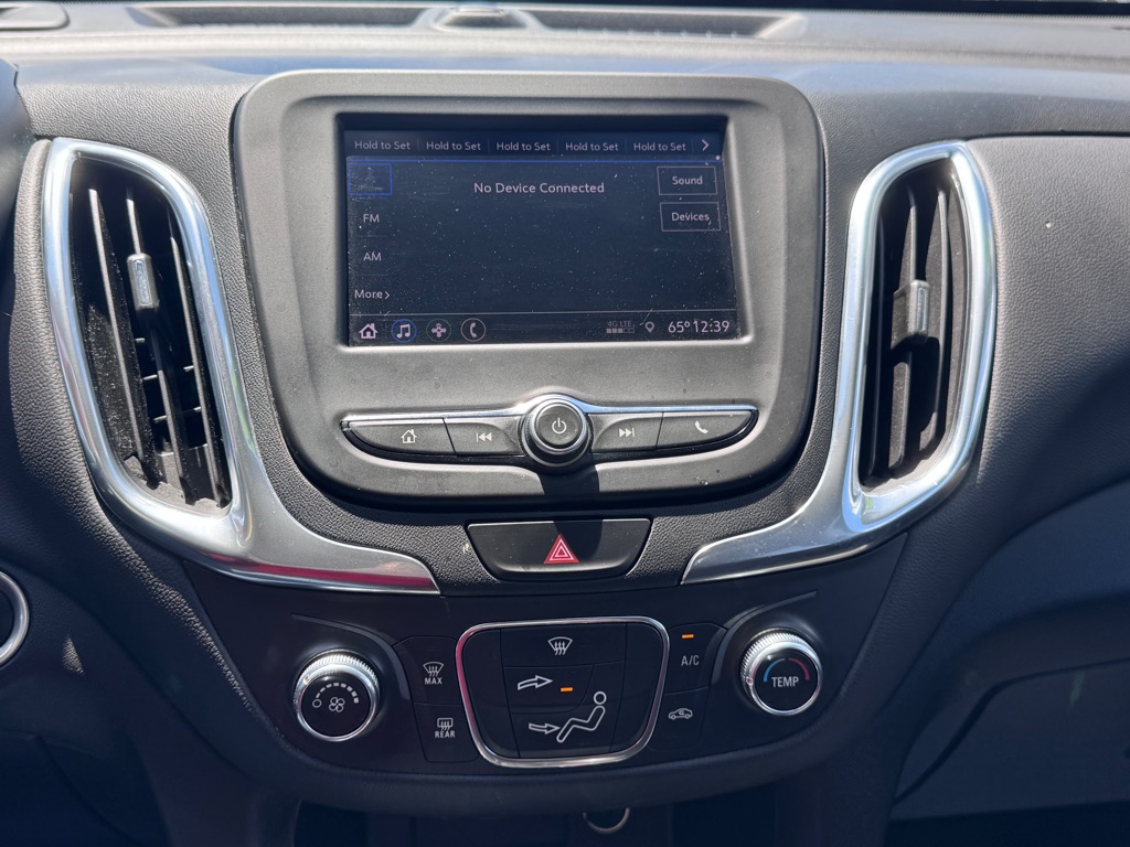 Photo 14 of this CHEVROLET EQUINOX