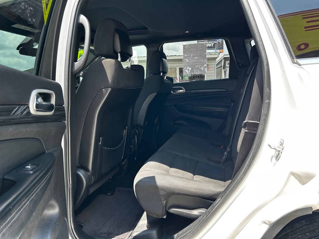 Photo 12 of this JEEP GRAND CHEROKEE