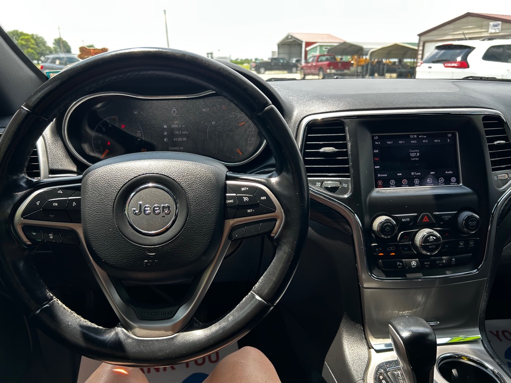Photo 13 of this JEEP GRAND CHEROKEE