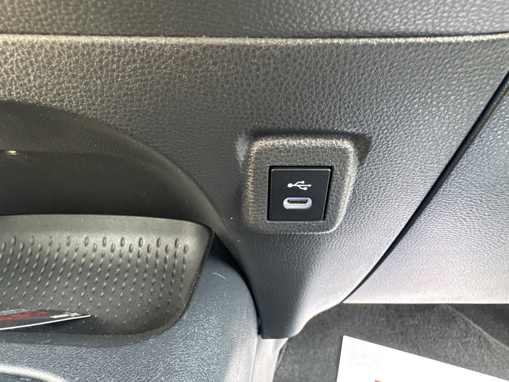 Photo 18 of this TOYOTA COROLLA