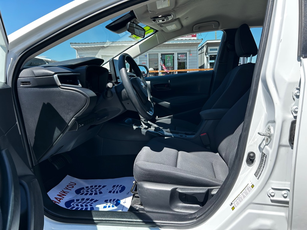 Photo 9 of this TOYOTA COROLLA