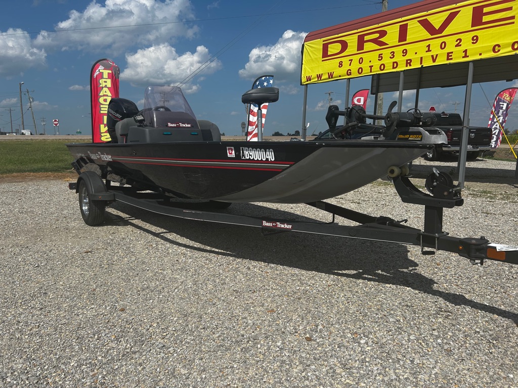 2021 BASSTRACKER CLASSIC XL