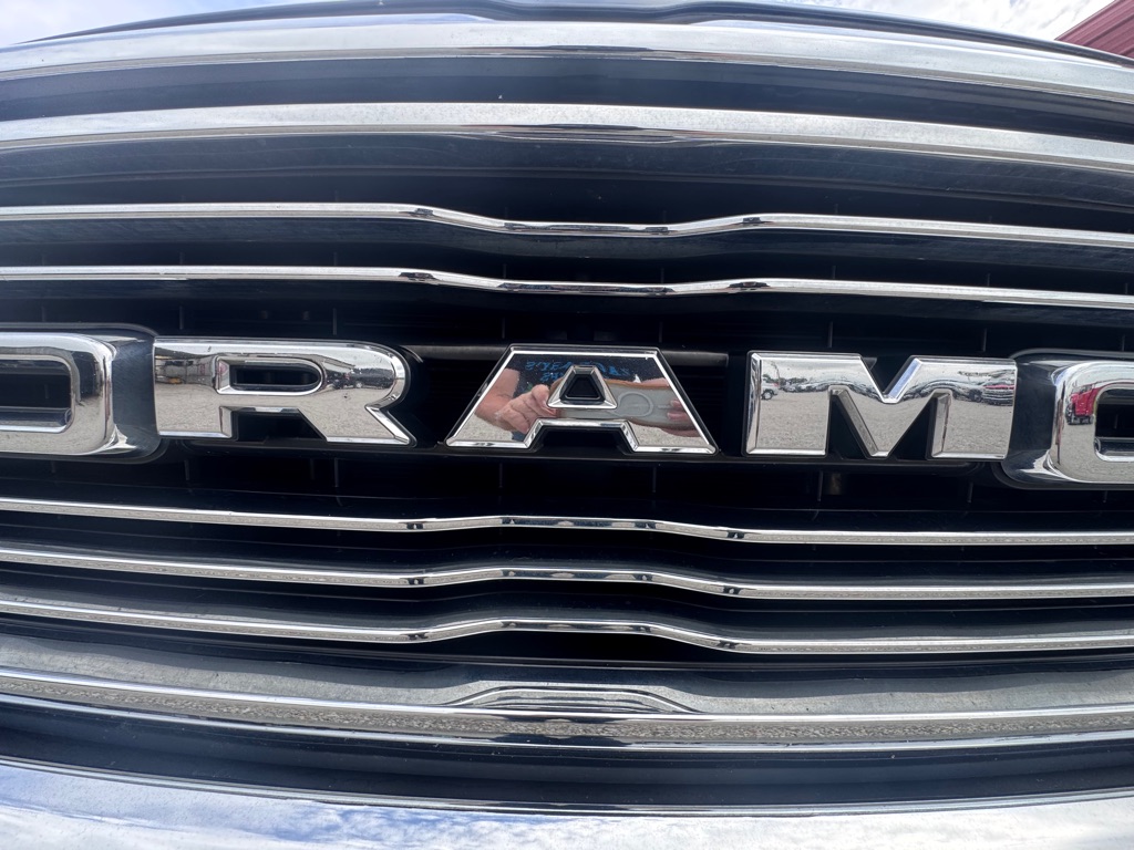 Photo 27 of this RAM 1500