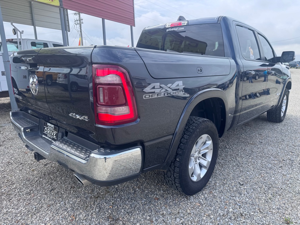 Photo 7 of this RAM 1500