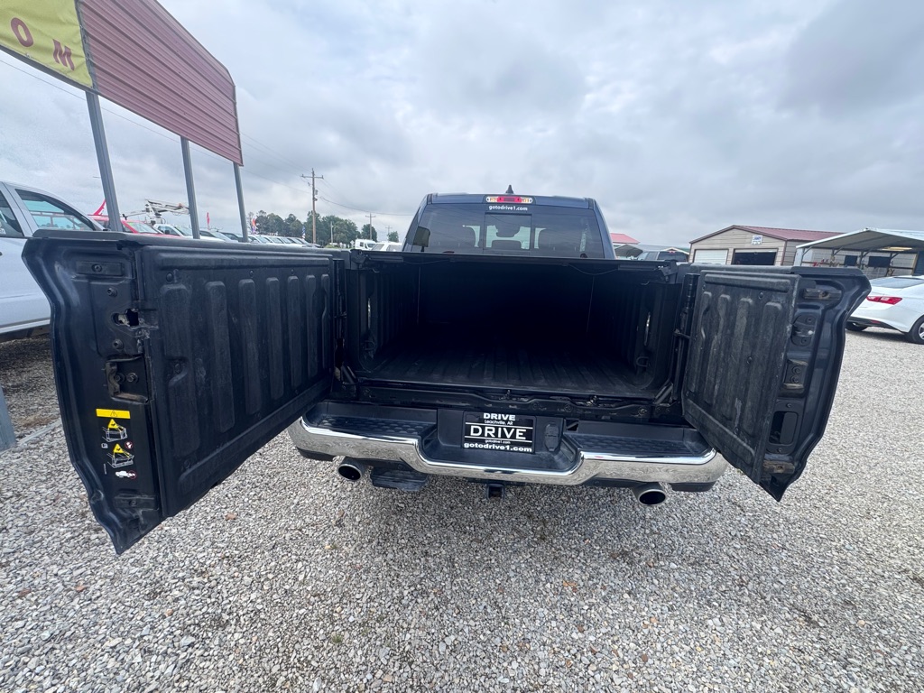 Photo 11 of this RAM 1500