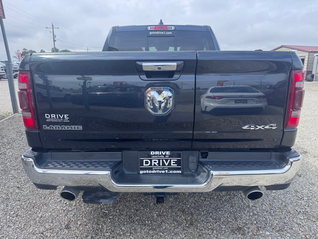 Photo 6 of this RAM 1500