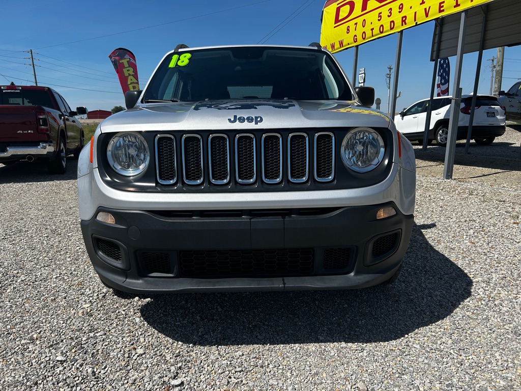 Photo 2 of this JEEP RENEGADE