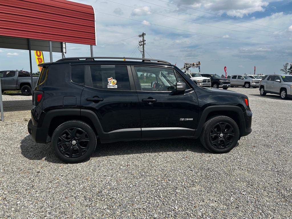 Photo 8 of this JEEP RENEGADE