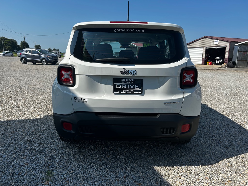 Photo 6 of this JEEP RENEGADE