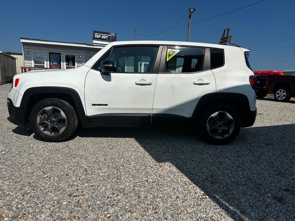 Photo 4 of this JEEP RENEGADE