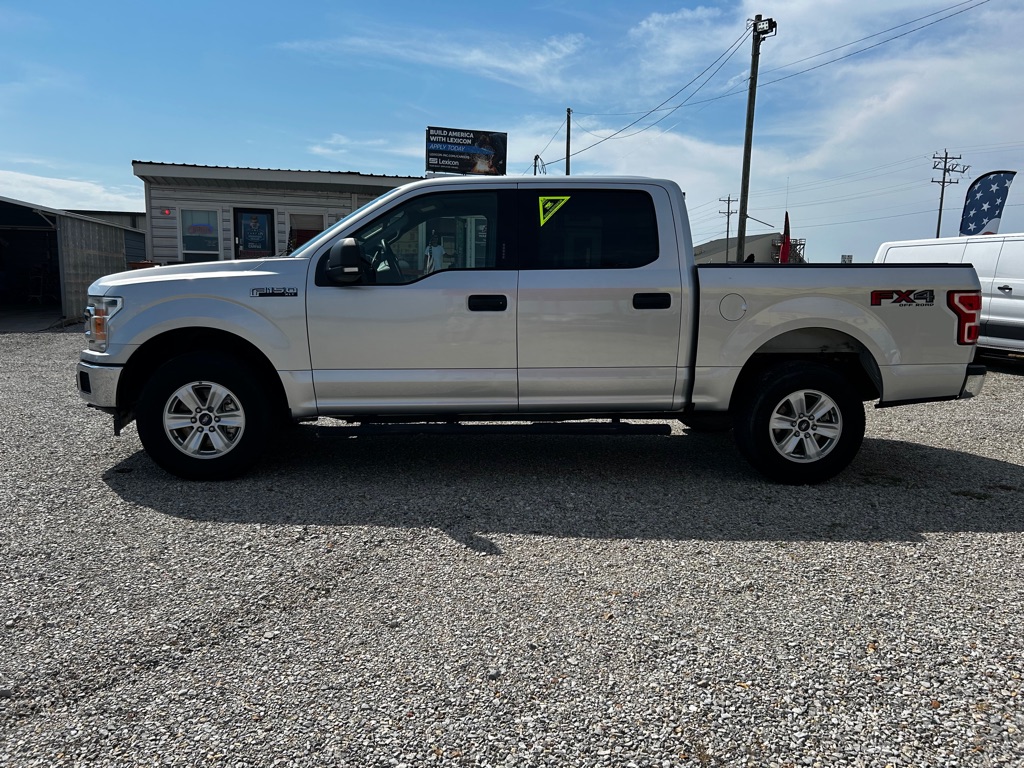 Photo 4 of this FORD F150