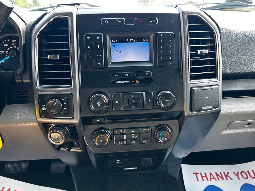 Photo 17 of this FORD F150