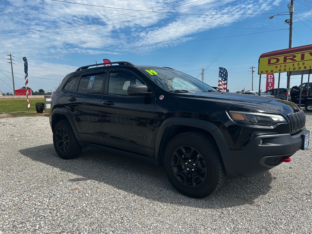 2019 JEEP CHEROKEE
