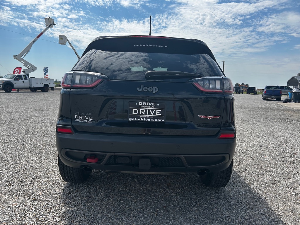 Photo 6 of this JEEP CHEROKEE