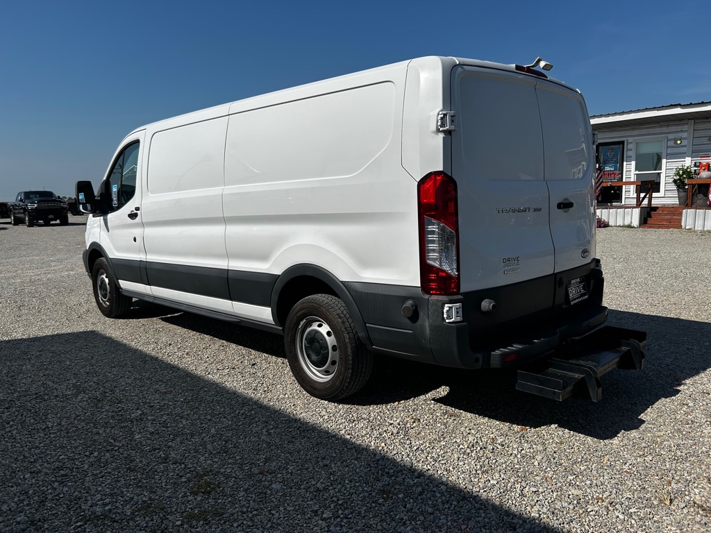 Photo 5 of this FORD TRANSIT