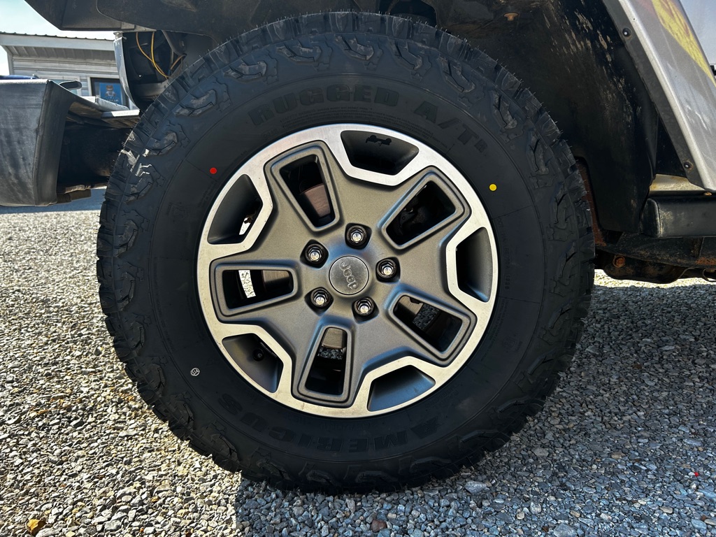 Photo 16 of this JEEP WRANGLER UNLIMI