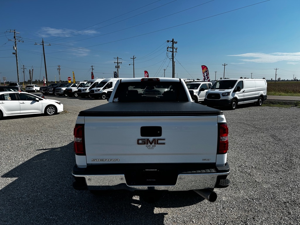Photo 4 of this GMC SIERRA