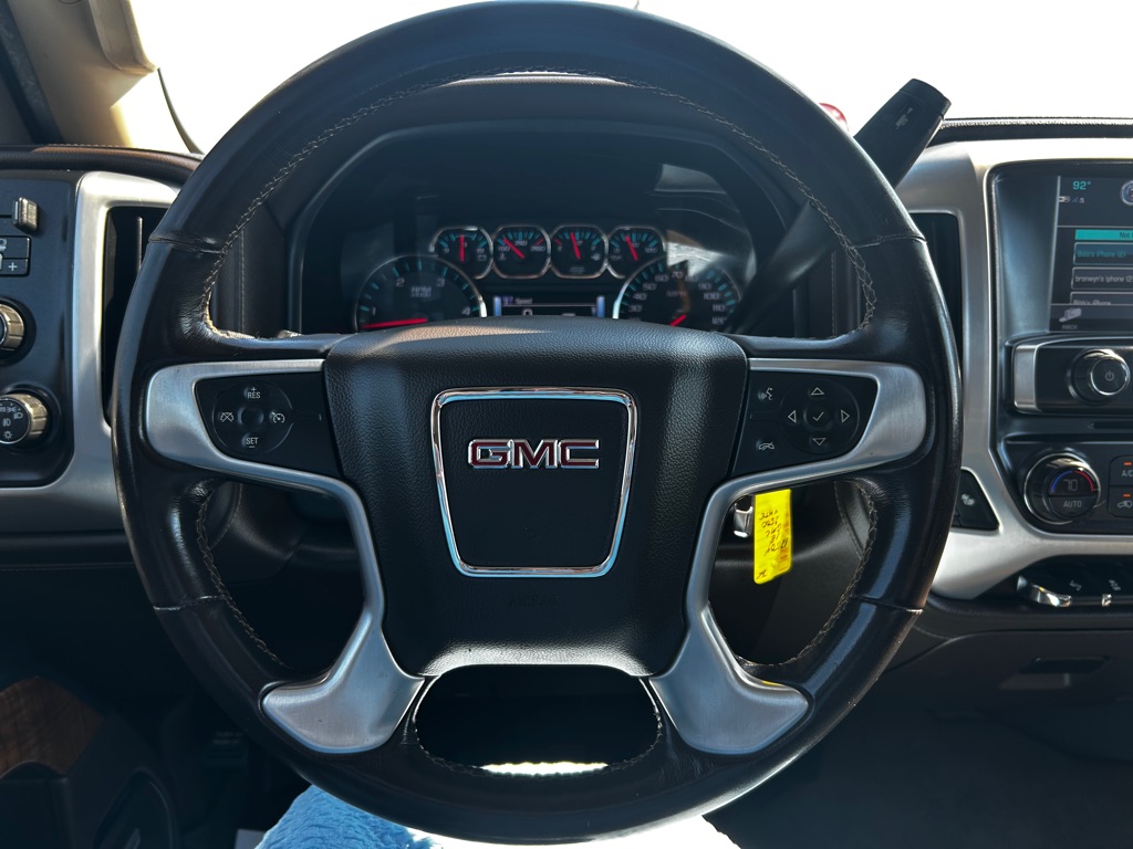 Photo 15 of this GMC SIERRA