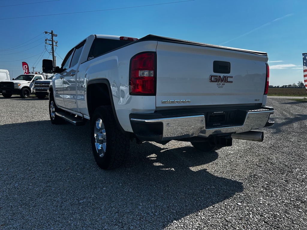 Photo 3 of this GMC SIERRA
