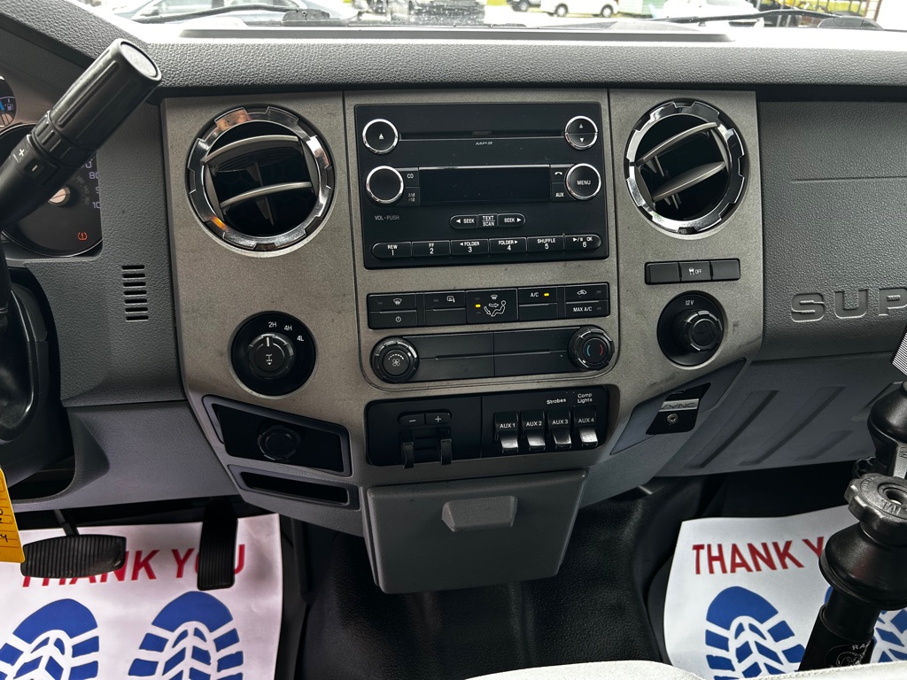 Photo 15 of this FORD F250 UTILITYBOX