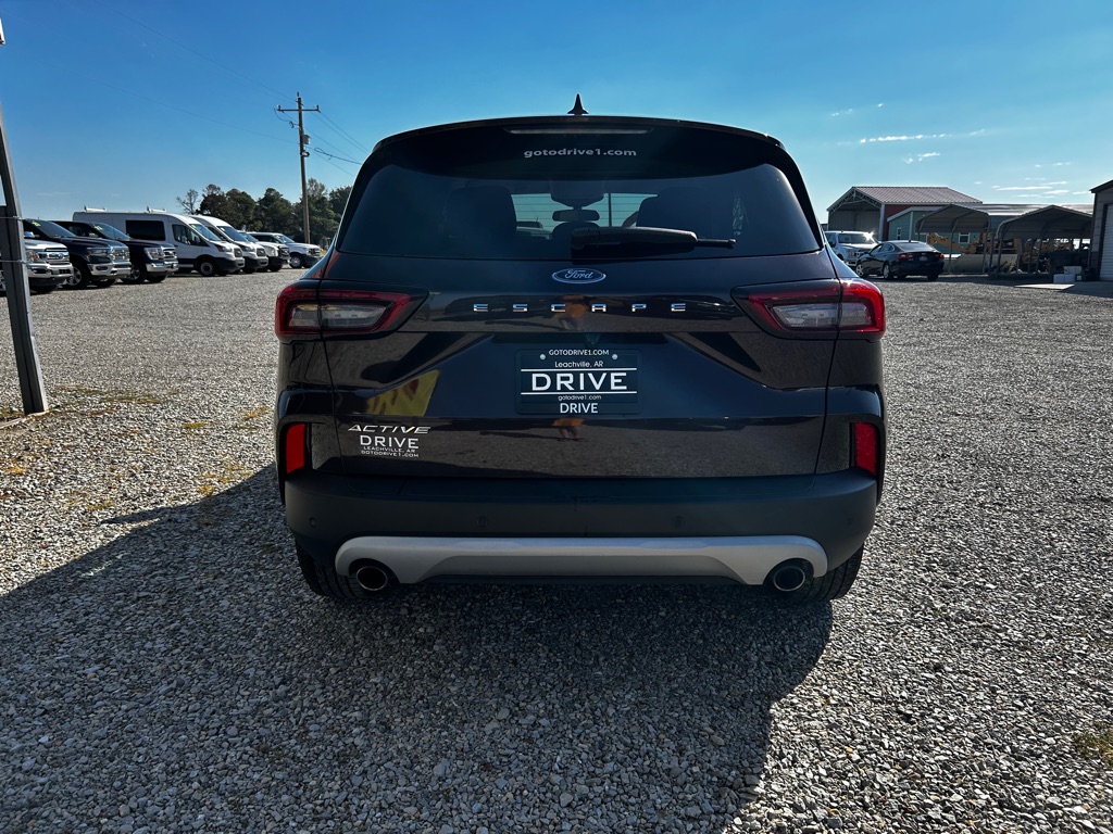 Photo 6 of this FORD ESCAPE
