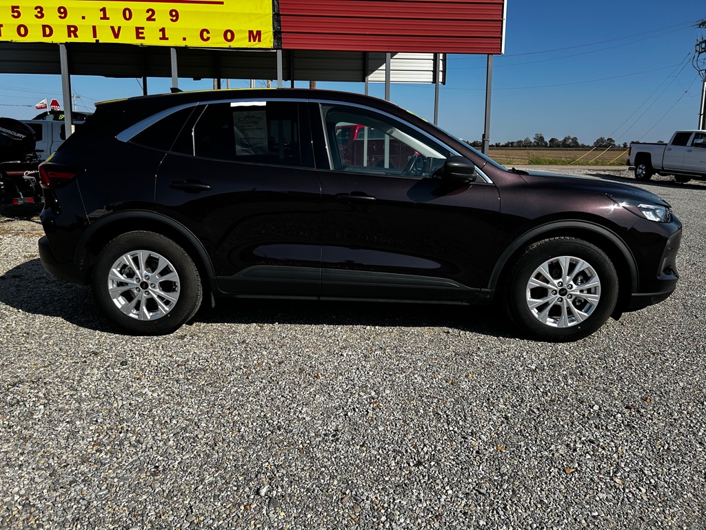 Photo 8 of this FORD ESCAPE