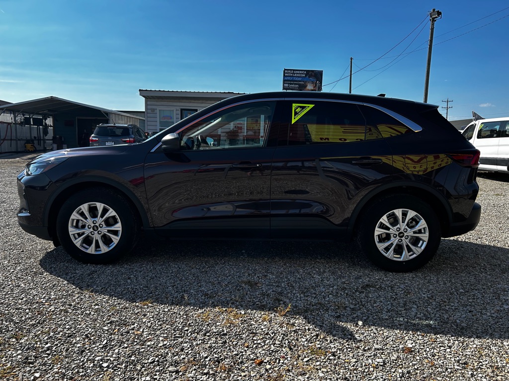 Photo 4 of this FORD ESCAPE