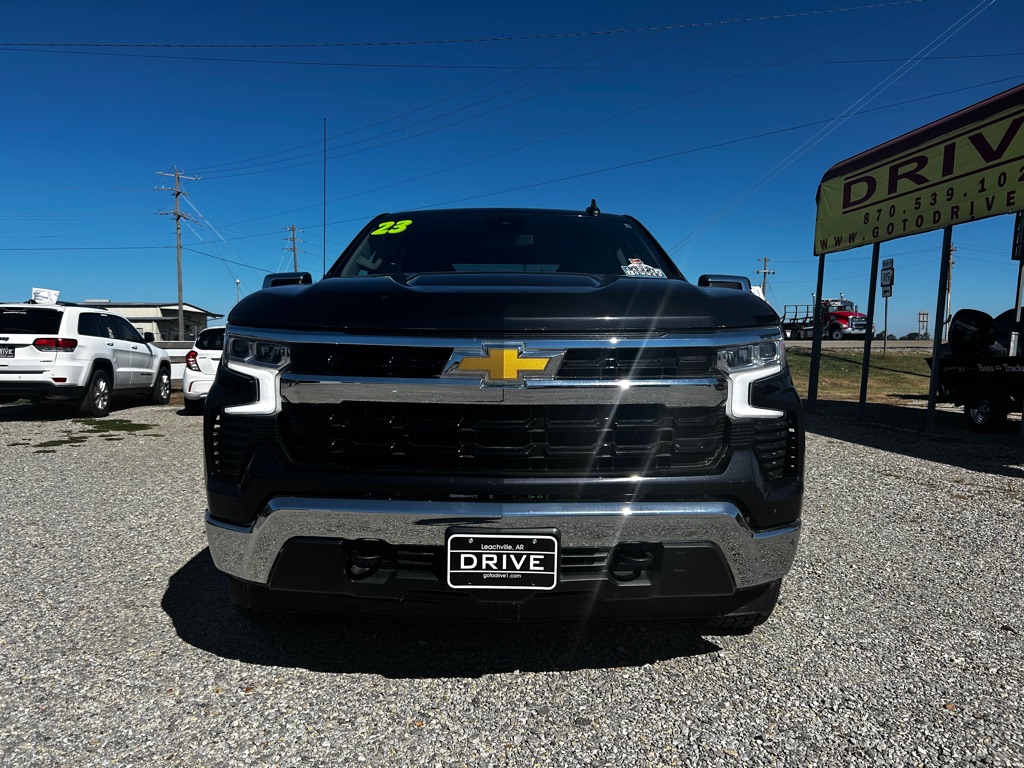 Photo 2 of this CHEVROLET SILVERADO 1500