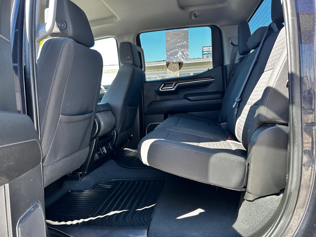 Photo 16 of this CHEVROLET SILVERADO 1500