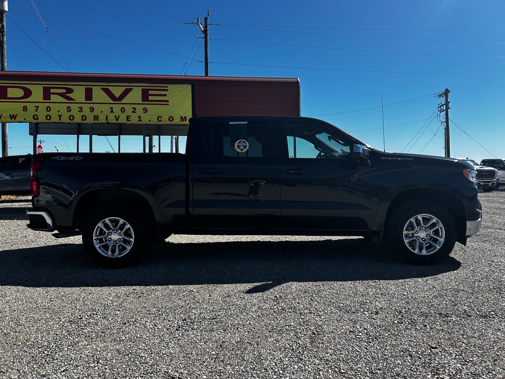 Photo 8 of this CHEVROLET SILVERADO 1500