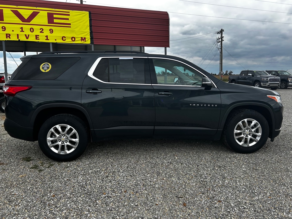 Photo 8 of this CHEVROLET TRAVERSE