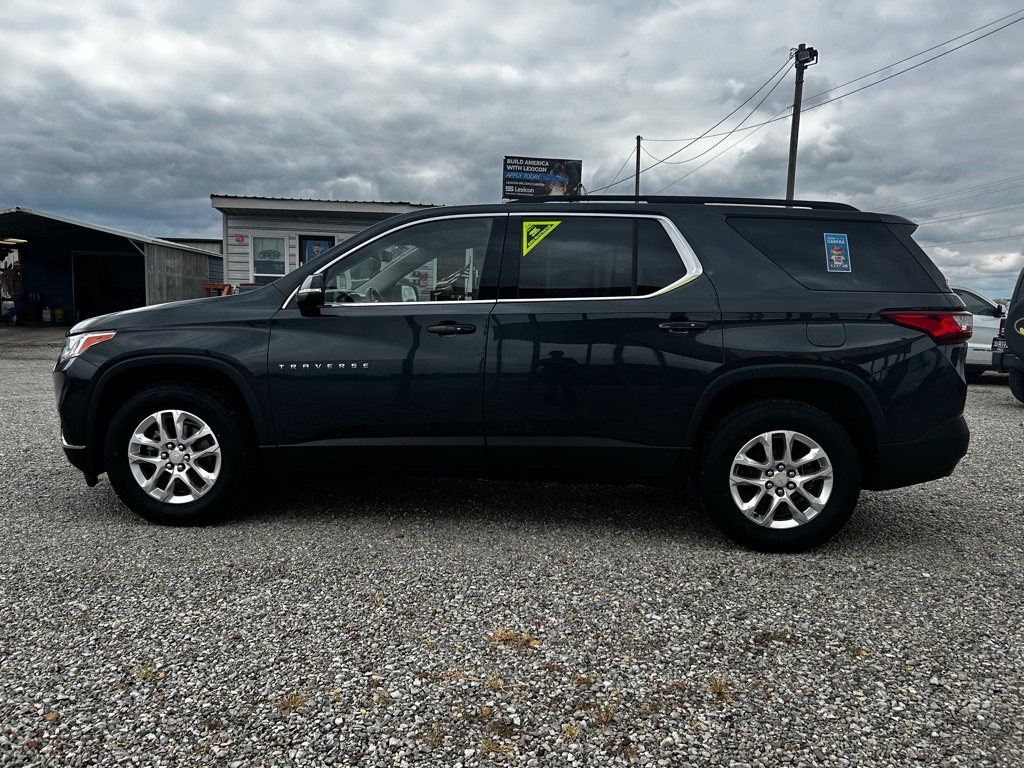 Photo 4 of this CHEVROLET TRAVERSE