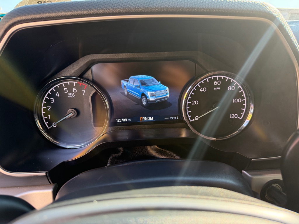 Photo 6 of this FORD F150 XLT