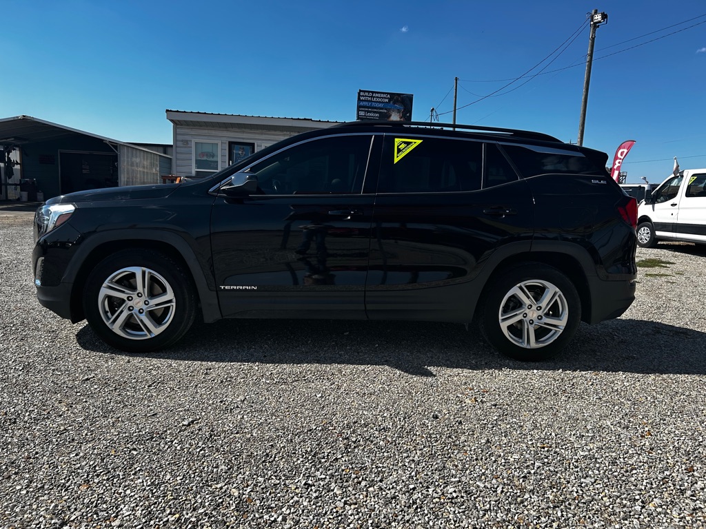 Photo 3 of this GMC TERRAIN