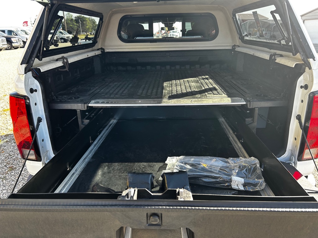 Photo 10 of this CHEVROLET COLORADO CREW