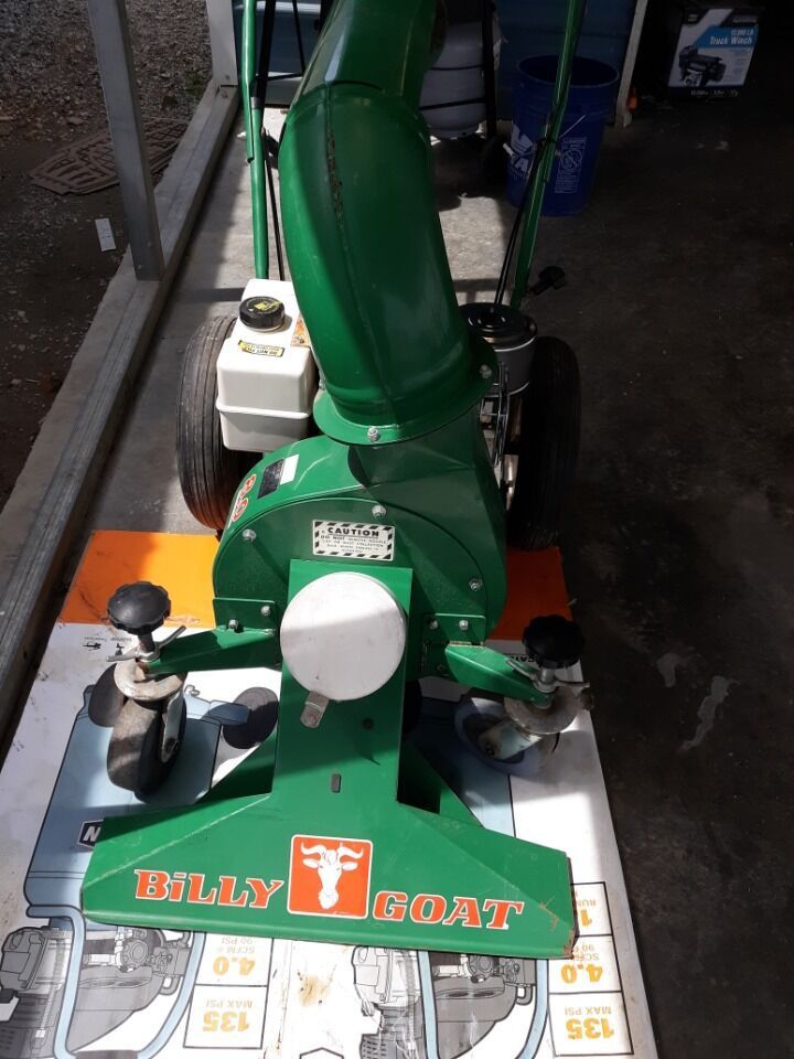 Photo 2 of this BILLY GOAT VACUM PUSH TYPE